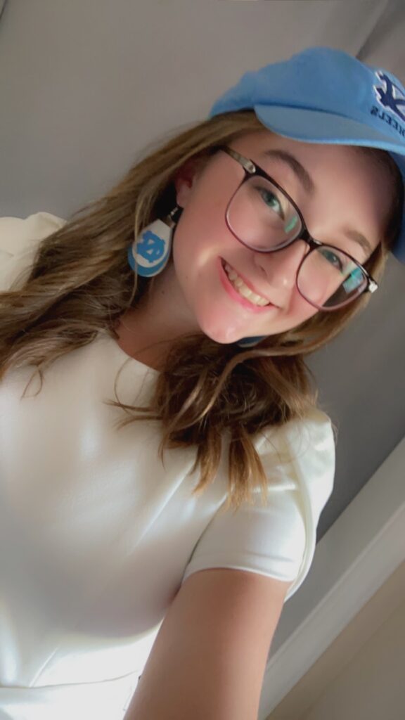 Isabella Mowery before college